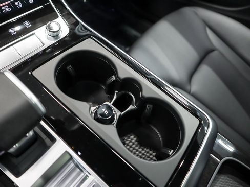 New 2026 Audi Q8 Premium Plus image 22