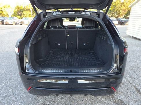 Used 2020 Land Rover Range Rover Velar R-Dynamic S image 9