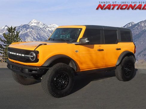 Used 2022 Ford Bronco Wildtrak image 1