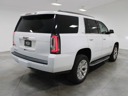 Used 2017 GMC Yukon SLE w/ SLE Value Package RWD image 9