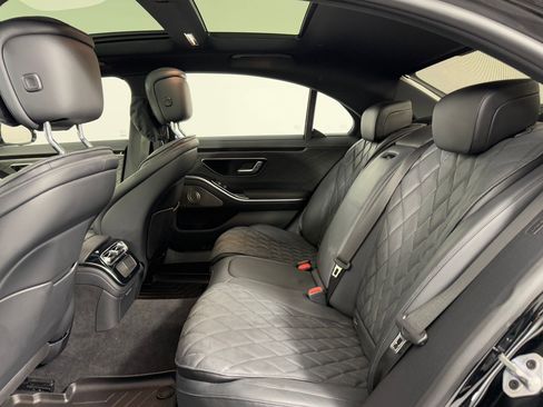 Used 2022 Mercedes-Benz S 580 4MATIC Sedan image 17