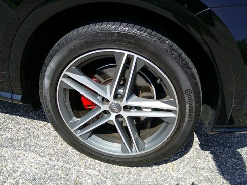 Used 2018 Audi SQ5 Prestige AWD/4WD image 30
