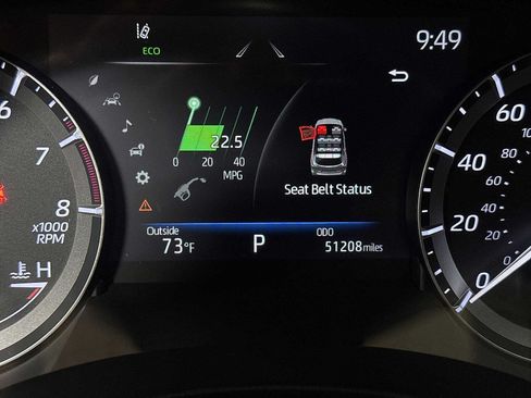 Used 2021 Toyota Highlander XLE AWD/4WD image 20