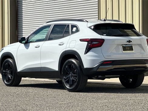 New 2025 Chevrolet Trax ACTIV w/ Driver Confidence Package image 4