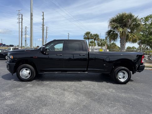 Used 2023 RAM 3500 Tradesman w/ Bed Utility Group AWD/4WD image 6