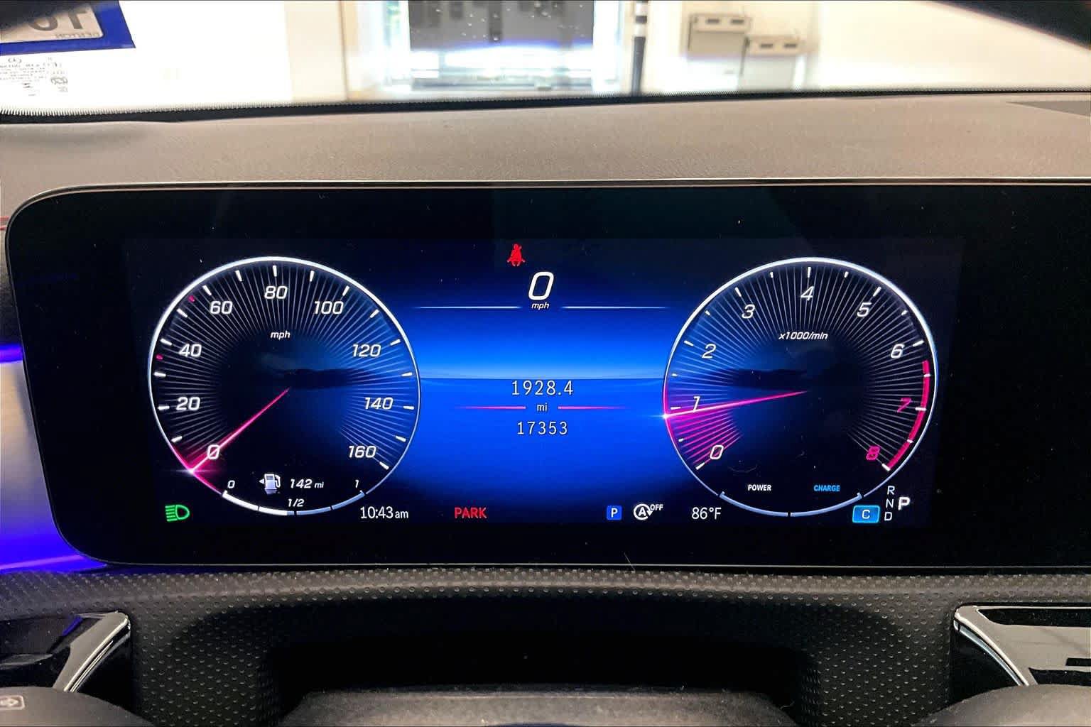 Used 2025 Mercedes-Benz CLA 250 4MATIC image 24