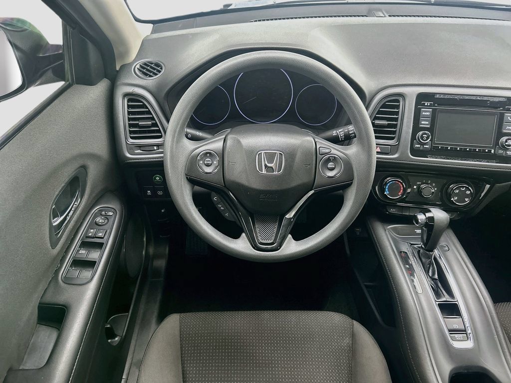 Used 2019 Honda HR-V LX image 10