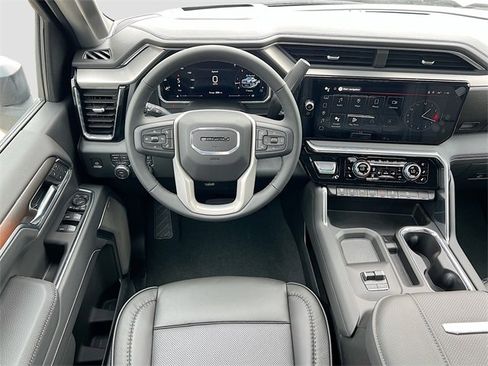 New 2026 GMC Sierra 2500 Denali w/ Denali Reserve Package image 16