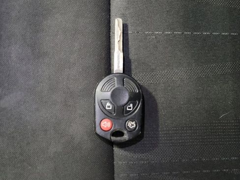 Used 2018 Ford Focus SEL image 32