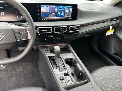 New 2026 Nissan Sentra SV w/ SV Convenience Package image 28