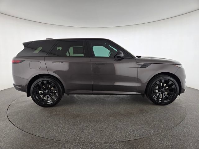 New 2026 Land Rover Range Rover Sport Dynamic SE AWD/4WD image 6