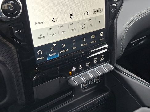 Used 2022 RAM 1500 Limited w/ Night Edition image 29