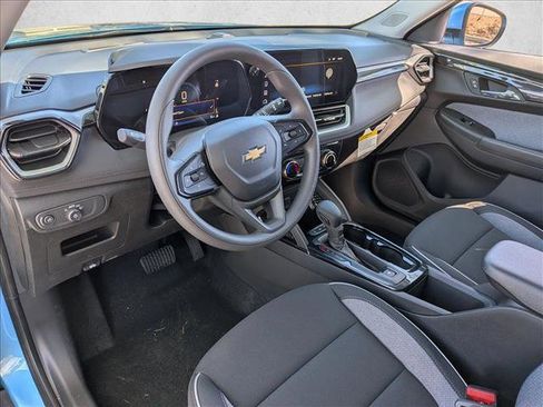New 2026 Chevrolet TrailBlazer LT w/ Driver Confidence Package image 3