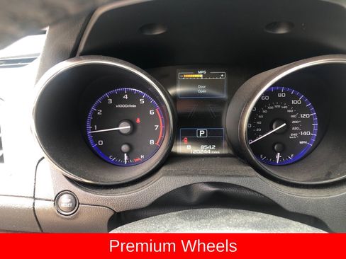 Used 2016 Subaru Outback 2.5i Limited AWD/4WD image 10