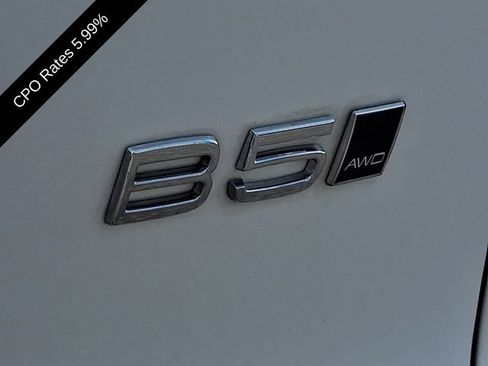 Certified 2023 Volvo XC40 B5 Ultimate w/ Protection Package Premier AWD/4WD image 34
