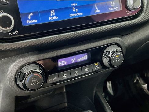 Used 2022 Nissan Kicks SV FWD image 15