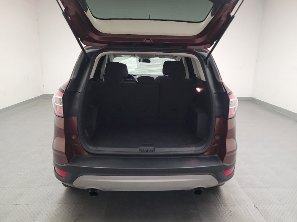 Used 2018 Ford Escape SE w/ SE Sync 3 Package FWD image 29