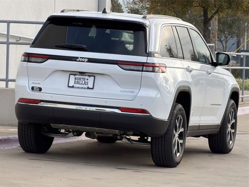 New 2025 Jeep Grand Cherokee Limited image 5