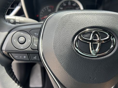 Certified 2022 Toyota Corolla SE FWD image 10