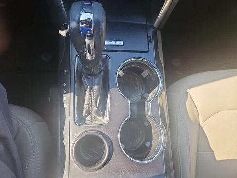 Used 2019 Ford Explorer Limited w/ Class III Trailer Tow Package FWD image 19