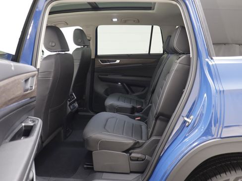 New 2026 Volkswagen Atlas SEL image 13