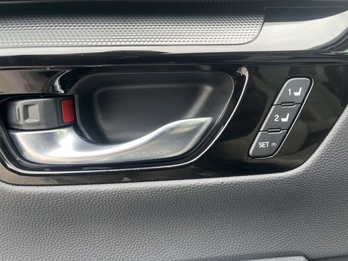 Used 2025 Honda CR-V EX-L image 12