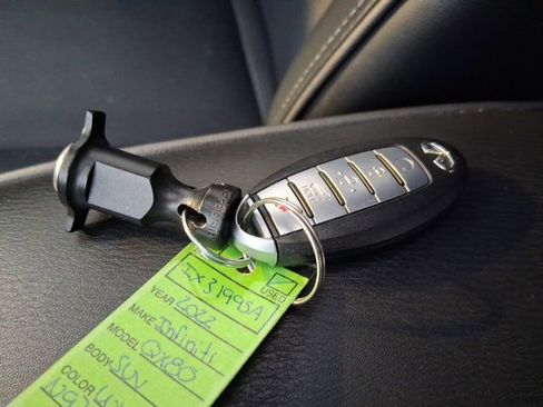 Used 2022 INFINITI QX80 Luxe w/ Cargo Package image 25