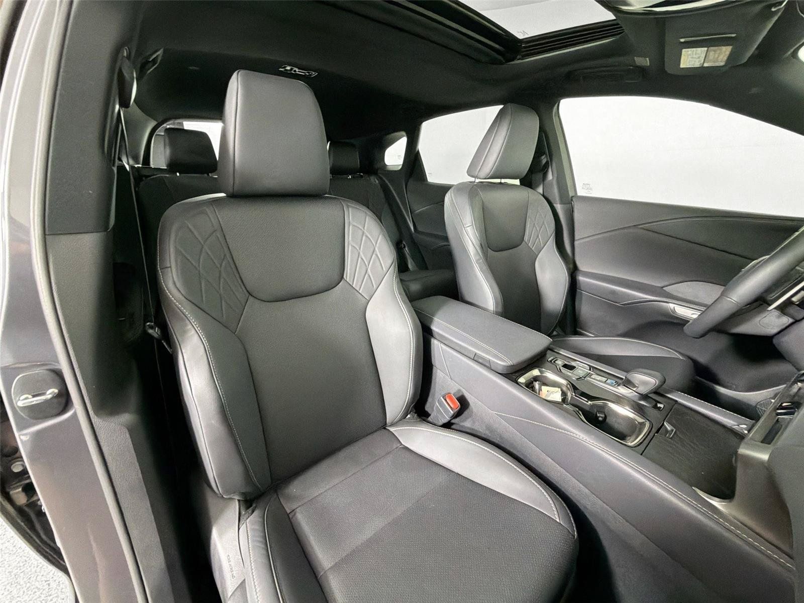 Used 2023 Lexus RX 350 Premium w/ Accessory Package (Z1) FWD image 27