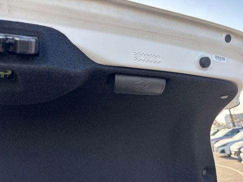 Used 2025 Kia K4 LXS image 24