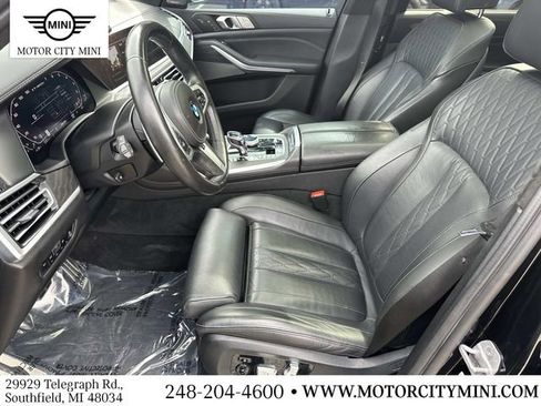 Used 2022 BMW X7 M50i w/ Executive Package AWD/4WD image 24