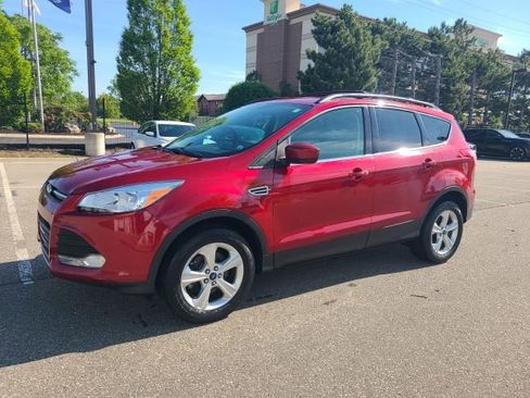 Used 2013 Ford Escape SE AWD/4WD image 1