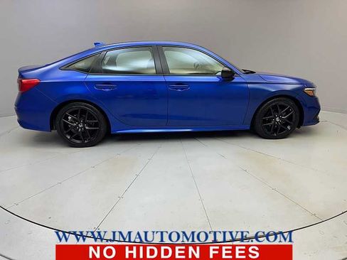 Used 2022 Honda Civic Sport image 6