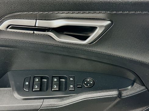 Used 2025 Kia Sportage LX image 15