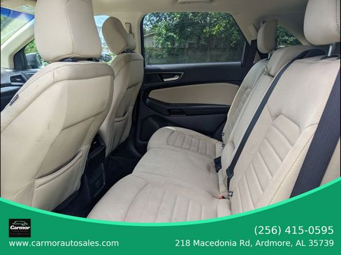 Used 2020 Ford Edge SE FWD image 7