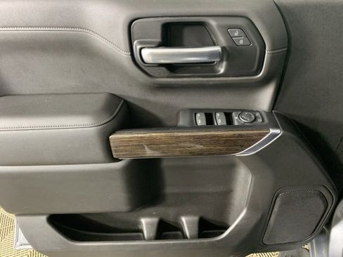 Used 2019 GMC Sierra 1500 SLE w/ SLE Value Package image 26