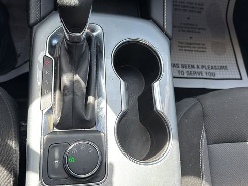 Used 2025 Chevrolet Blazer LT image 14