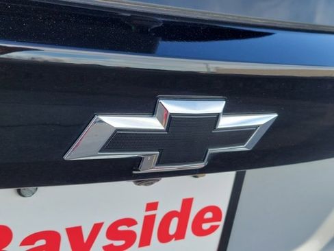 Used 2023 Chevrolet Bolt EUV LT w/ Convenience Package image 37