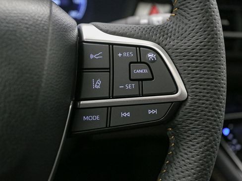 New 2026 Toyota Sienna XLE Woodland Edition AWD/4WD image 24