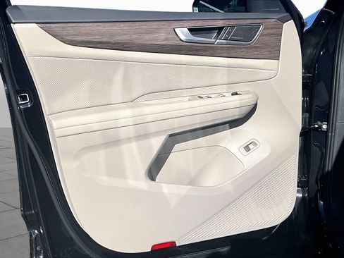 New 2026 Volkswagen Atlas SEL Premium R-Line AWD/4WD image 10
