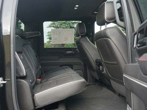 Used 2024 GMC Sierra 2500 AT4X w/ AT4X AEV Edition AWD/4WD image 13