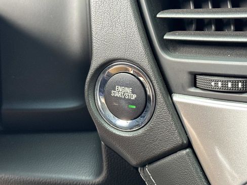 Used 2017 Chevrolet Tahoe LT w/ LT Signature Package image 19