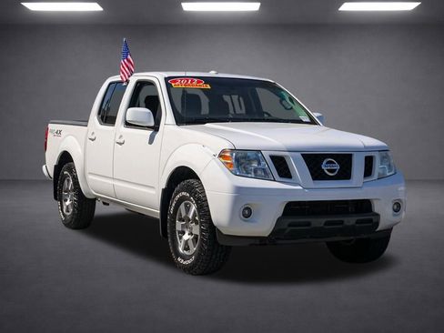 Used 2012 Nissan Frontier PRO-4X AWD/4WD image 2