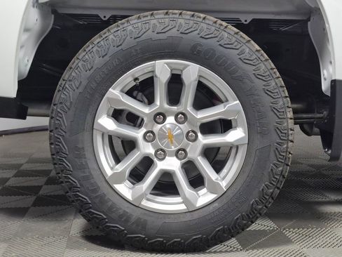 New 2026 Chevrolet Silverado 1500 LT image 23