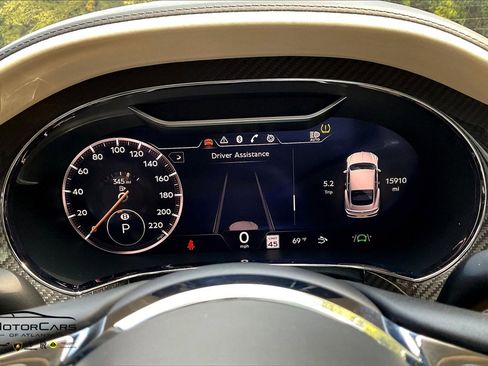 Used 2021 Bentley Continental GT image 19