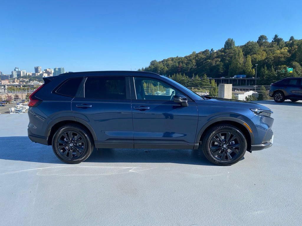 Used 2026 Honda CR-V Sport Touring image 2