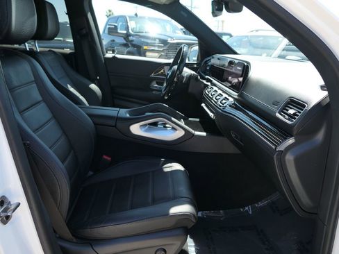 Used 2024 Mercedes-Benz GLE 350 4MATIC w/ AMG Line Exterior image 27