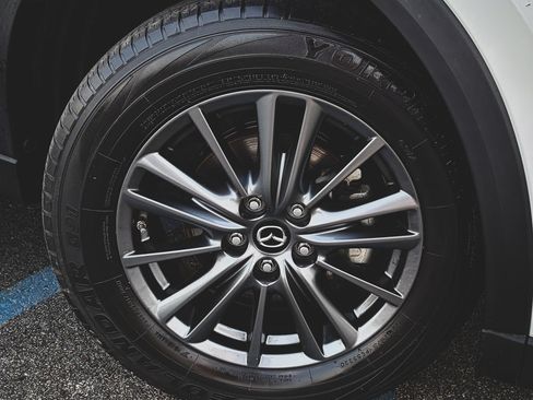 Used 2020 MAZDA CX-5 Touring FWD image 30