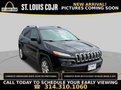Used 2017 Jeep Cherokee Latitude w/ Comfort/Convenience Group