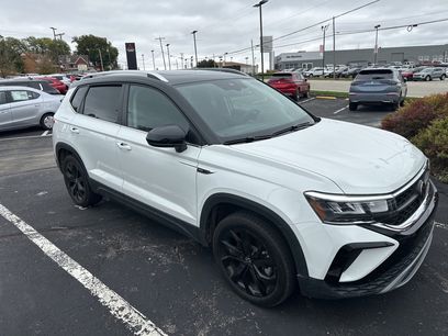 Used 2024 Volkswagen Taos SE