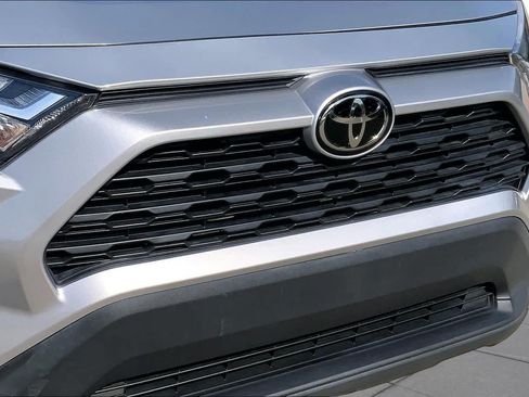 Used 2023 Toyota RAV4 XLE FWD image 61